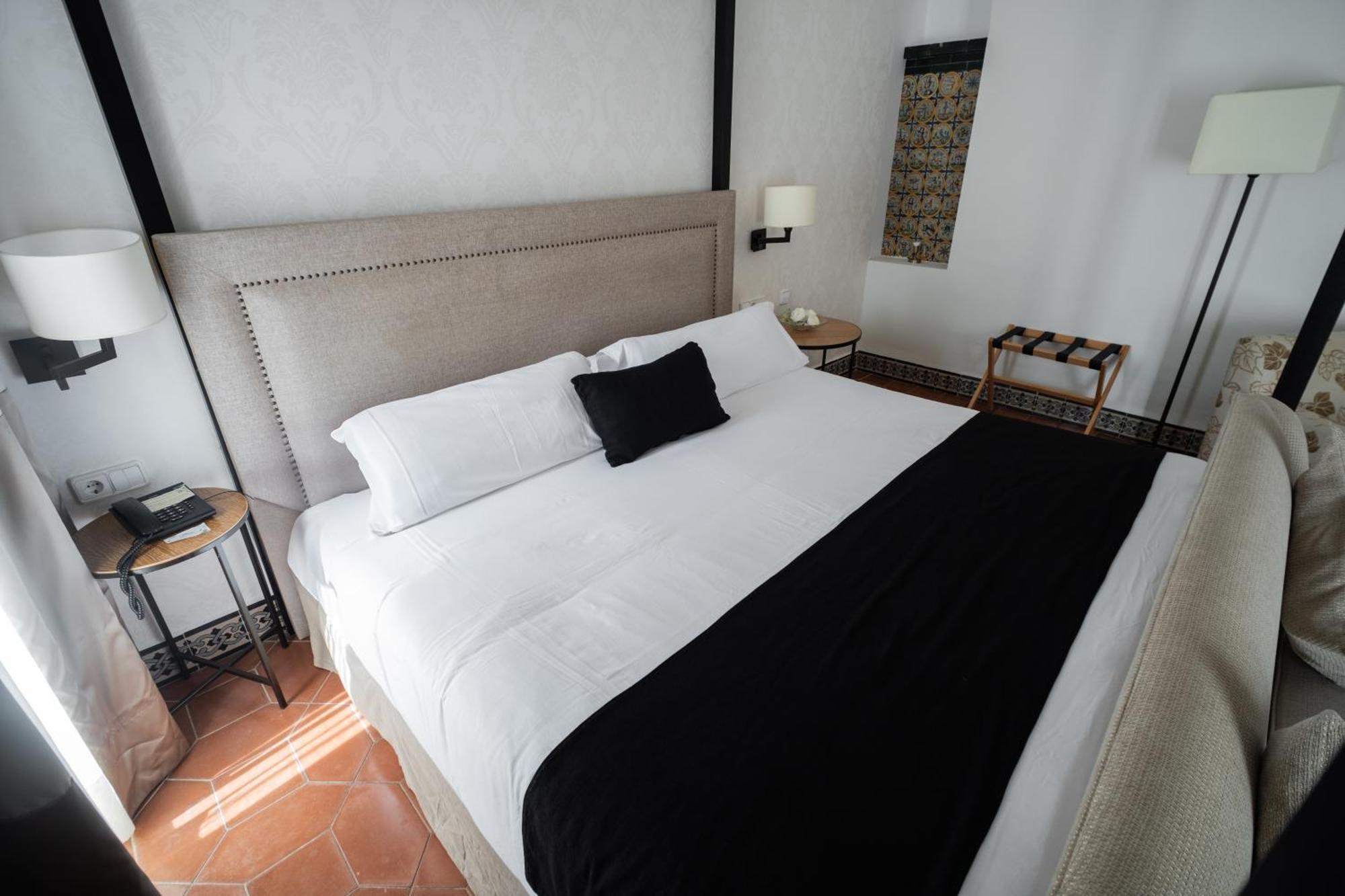 La Almoraima Hotel Castellar de la Frontera Bagian luar foto